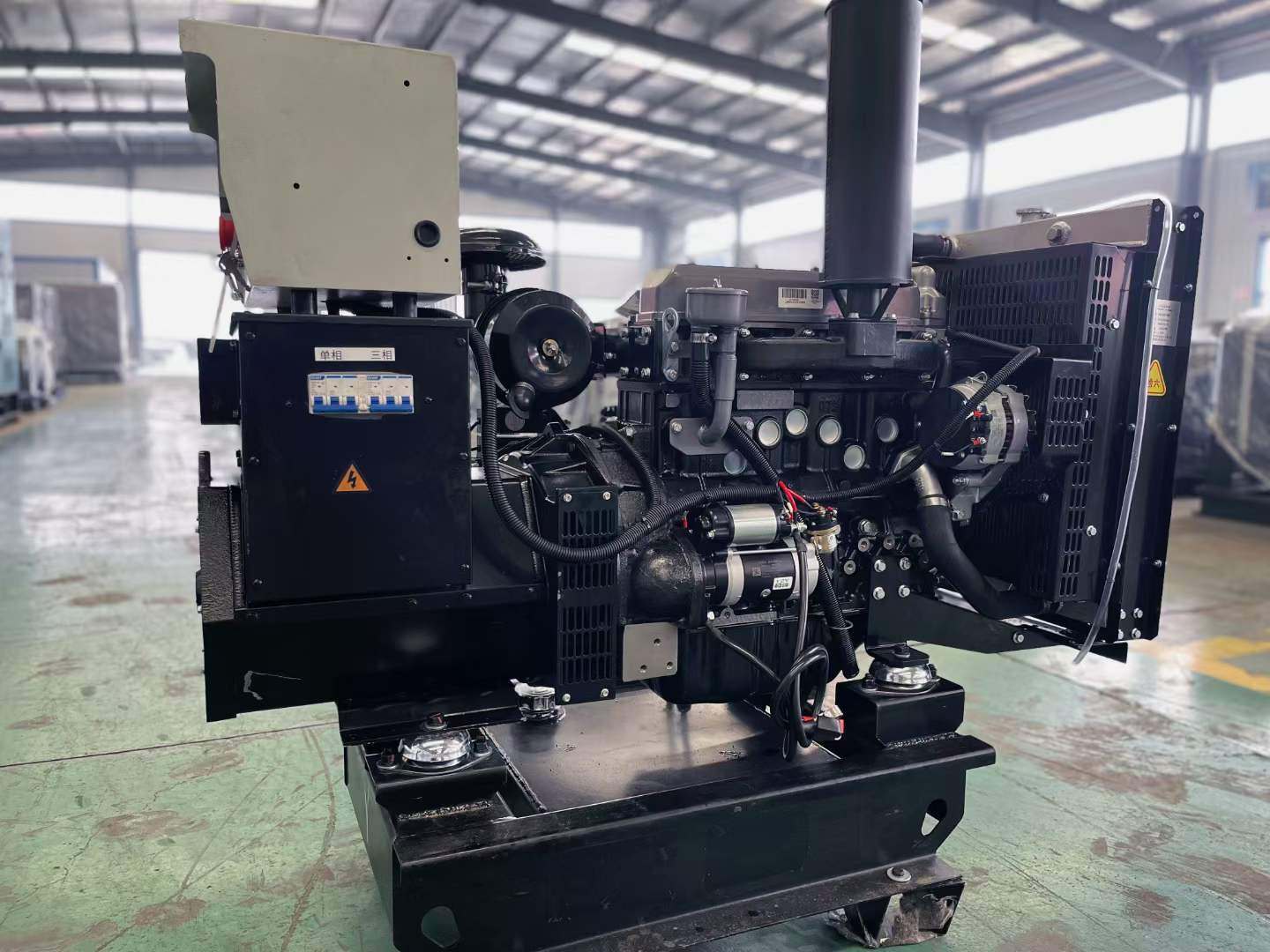 三门峡如何降低电感性负载对发电机的影响？