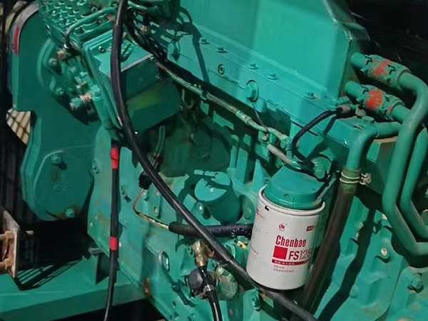 三门峡如何确定新的发电机组控制系统是否与原系统兼容？